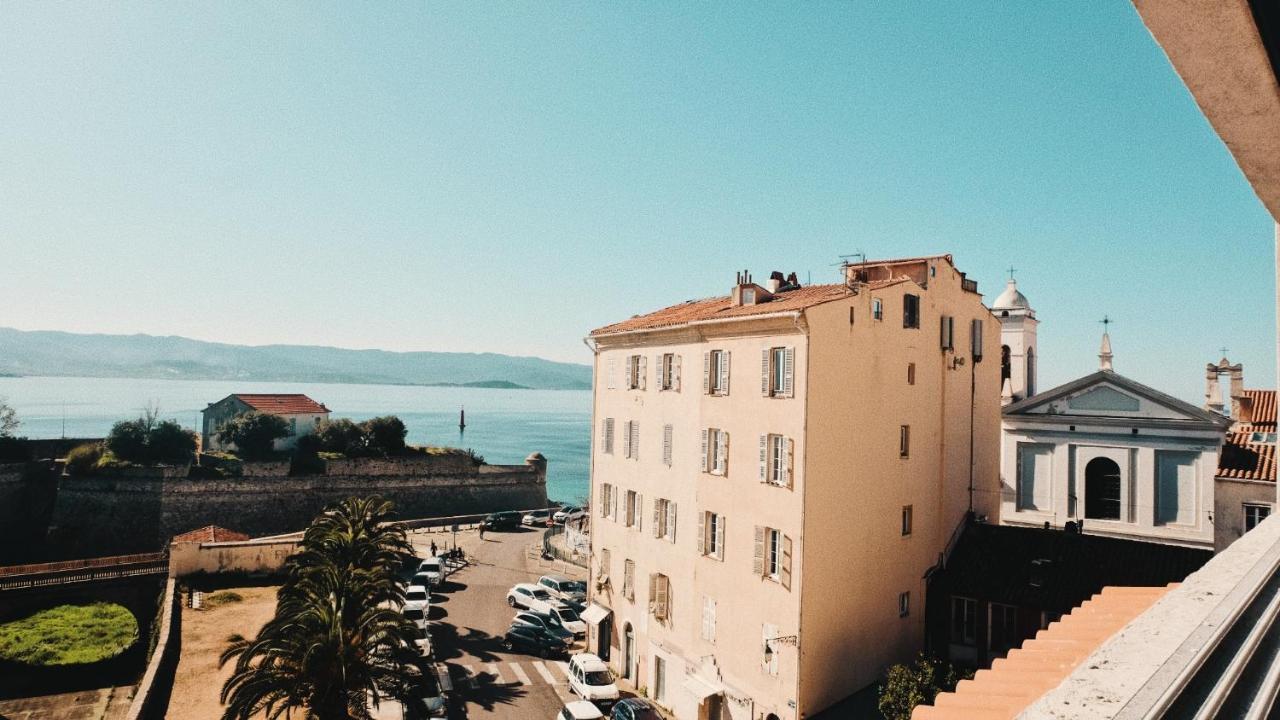 Hotel San Carlu Citadelle Ajaccio Аячо Екстериор снимка