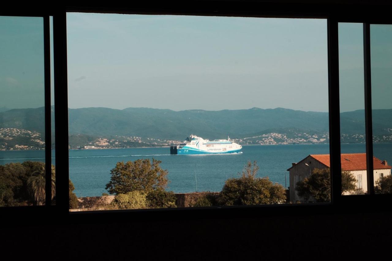 Hotel San Carlu Citadelle Ajaccio Аячо Екстериор снимка
